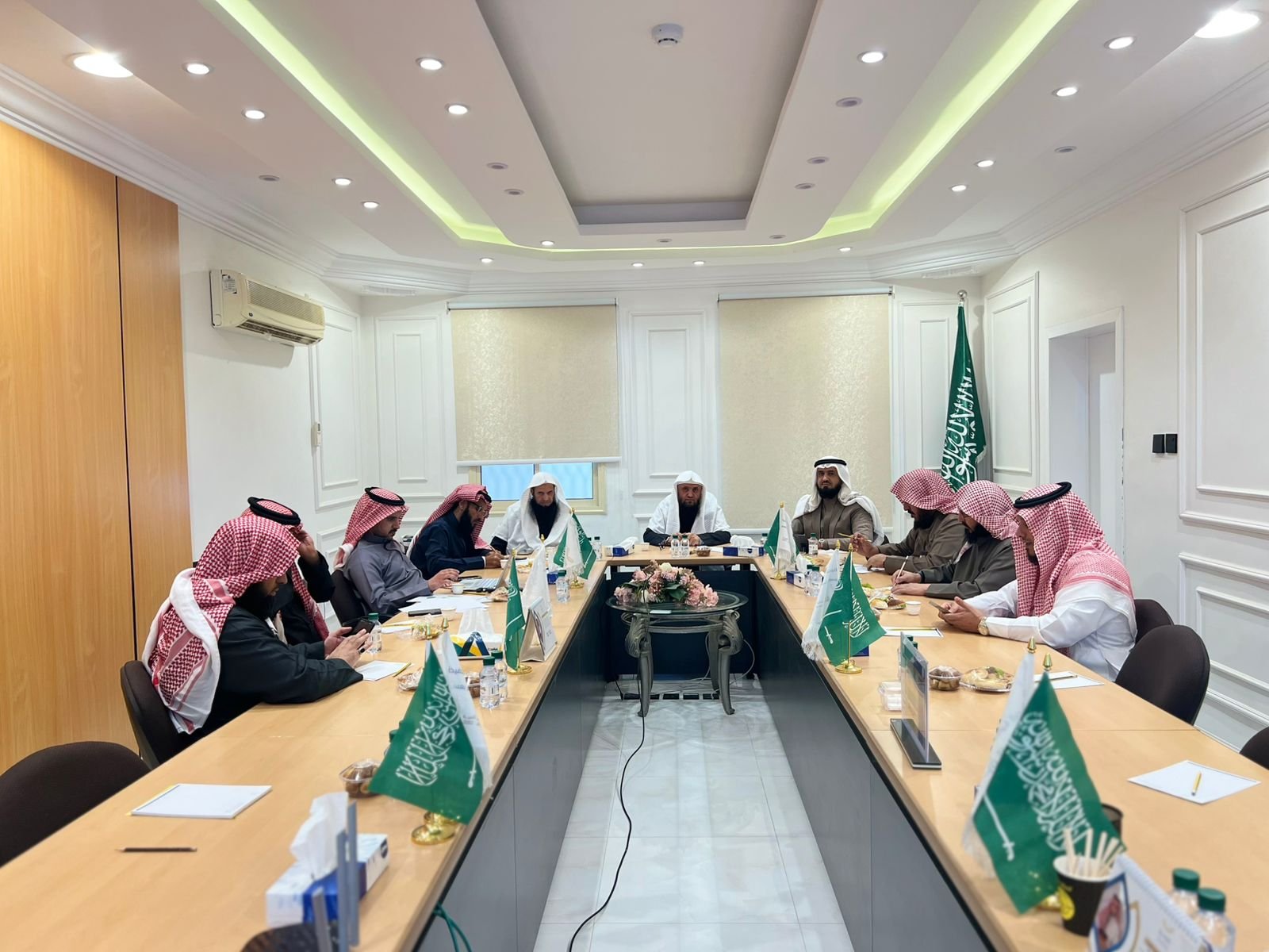 مجلس الإدارة يعقد اجتماعه ويستعرض تقرير إغلاق الأداء والتقرير المالي لعام 2025م